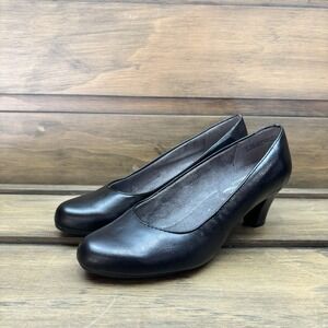 AEROSOLES Black Heels